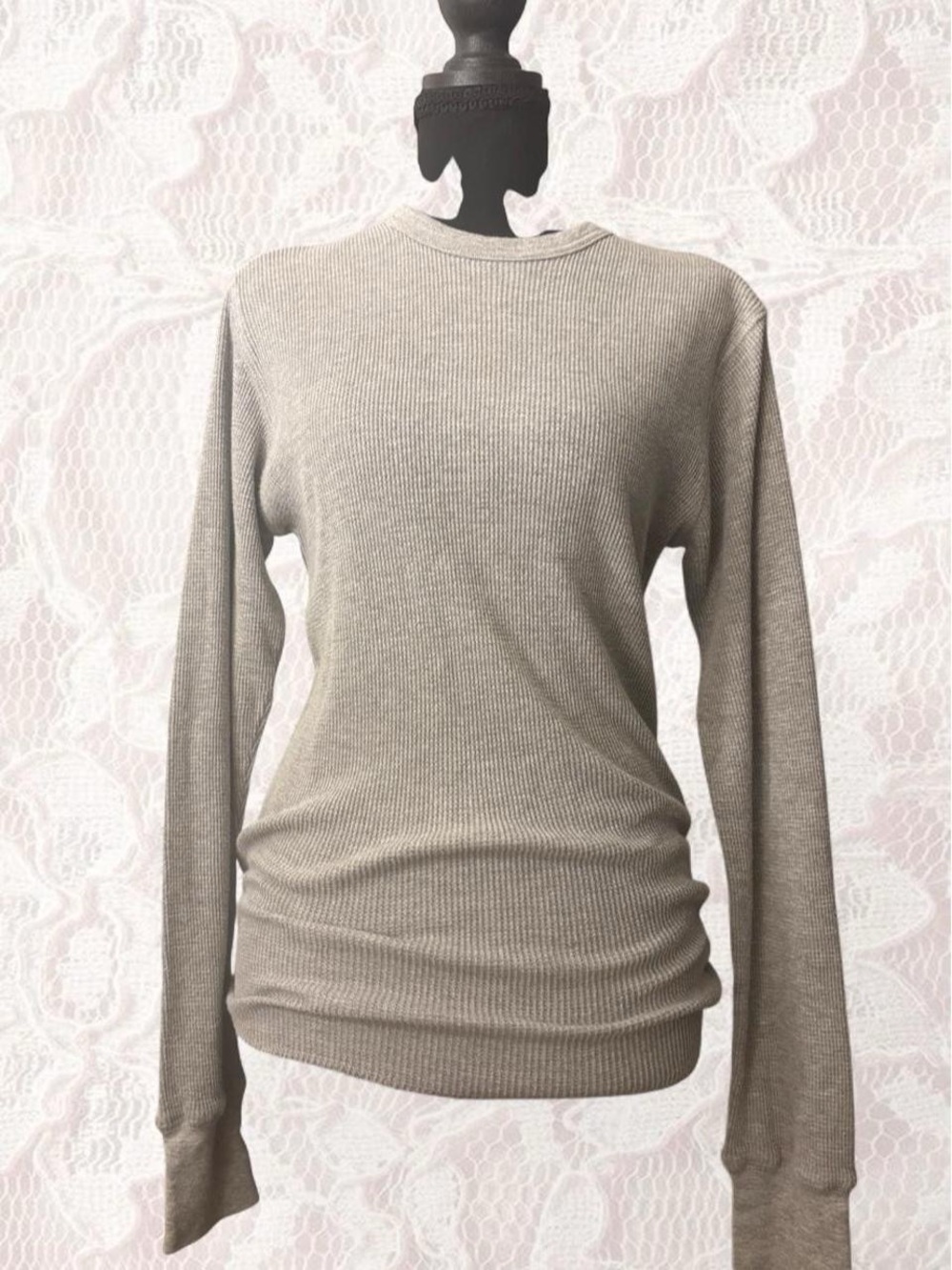 Old Navy gray waffle knit long sleeve shirt in a M